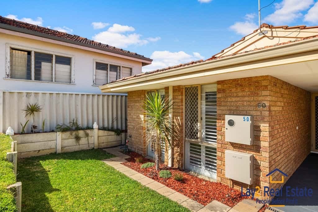73/87 Leake Street BAYSWATER Street-Front Villa in Over-55s Complex, -Front Villa In Over-55s Complex - Thumbnail 3