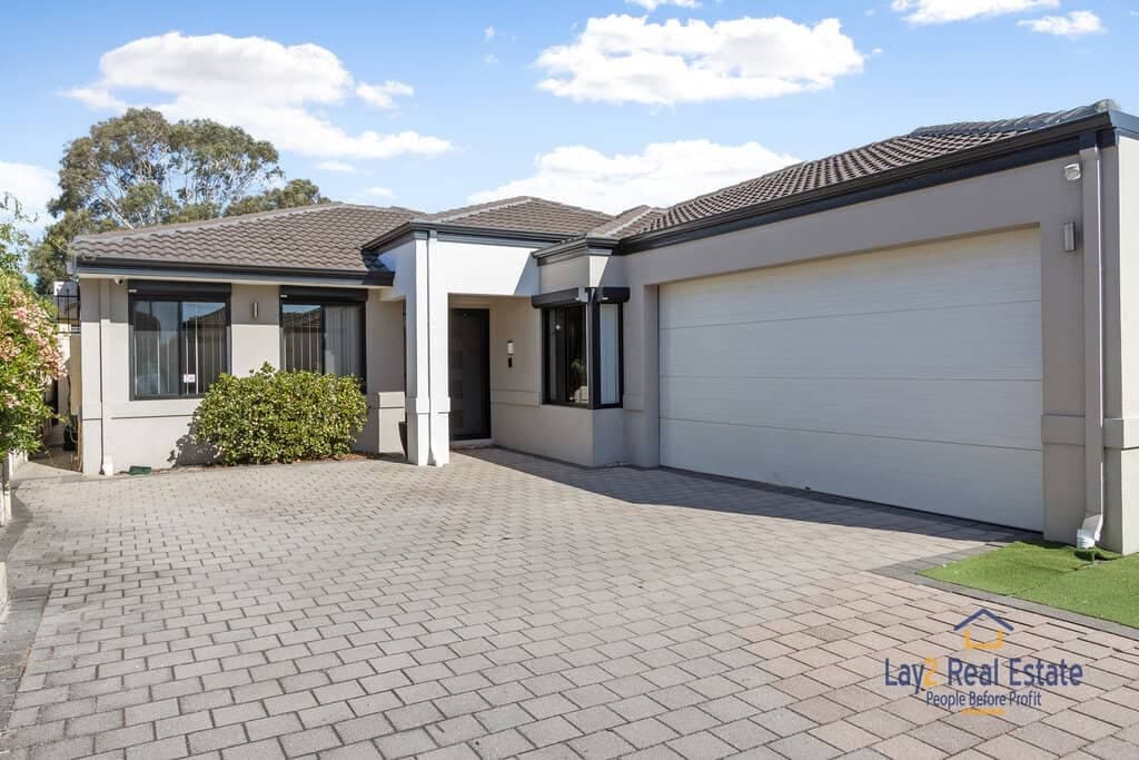 3B Law Street Morley WA 6062 Contemporary Family Oasis with Spacious Indoor-Outdoor Living!, Morley Wa 6062 Contemporary Family Oasis With Spacious Indoor-Outdoor Living! - Image 1