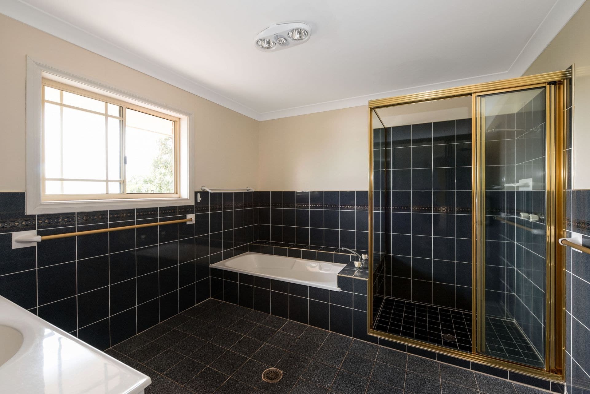 34 Emerald Drive Port Macquarie NSW, Port Macquarie - Image 1
