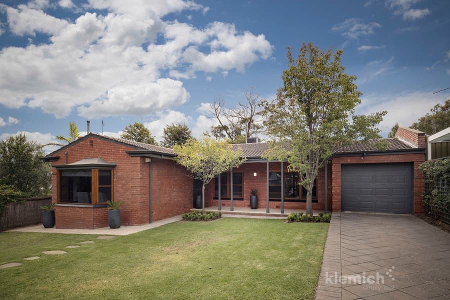 38 Anglesey Avenue, St Georges, St Georges - Image 1