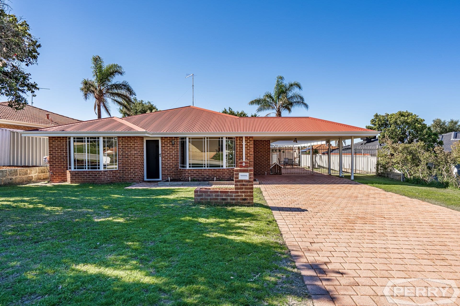 8 Amulla Court Halls Head WA, Halls Head - Thumbnail 2