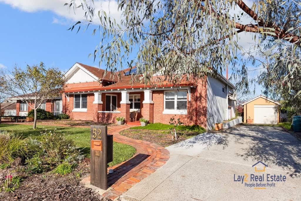 A1 Bayswater Location_SOLD!, A1 Bayswater Location_sold! - Thumbnail 2