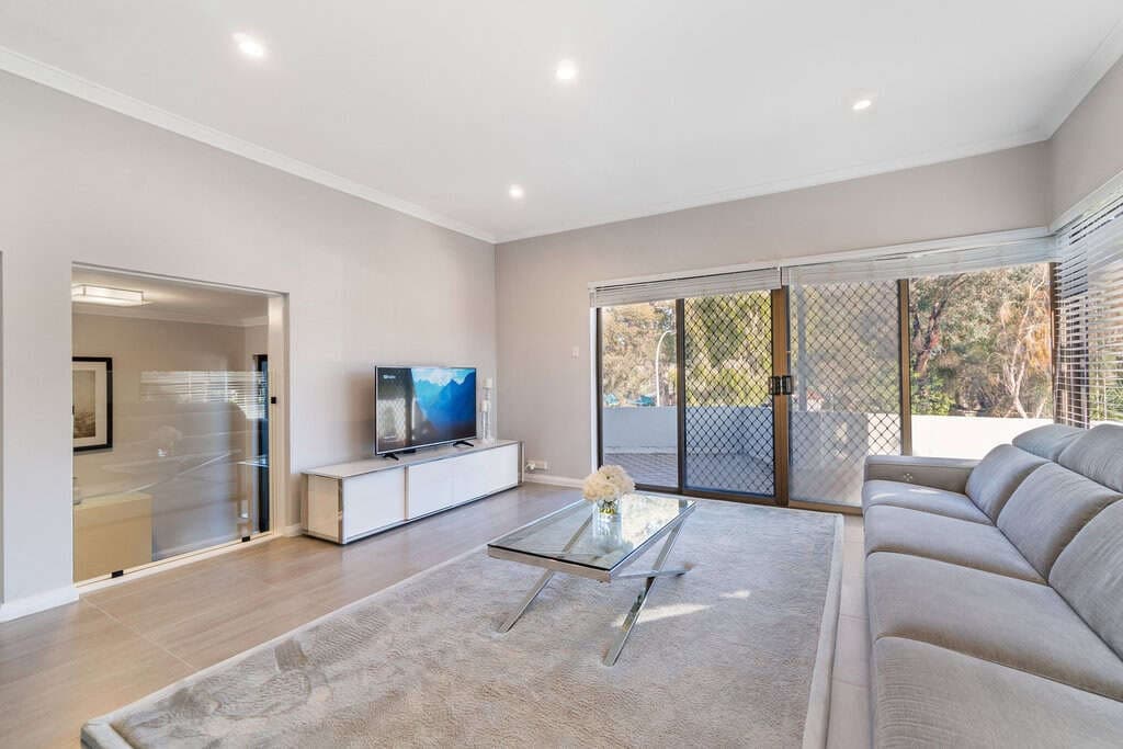 4 Bed x 2 Bath Family Home _SOLD, 4 Bed X 2 Bath Family Home _sold - Thumbnail 7