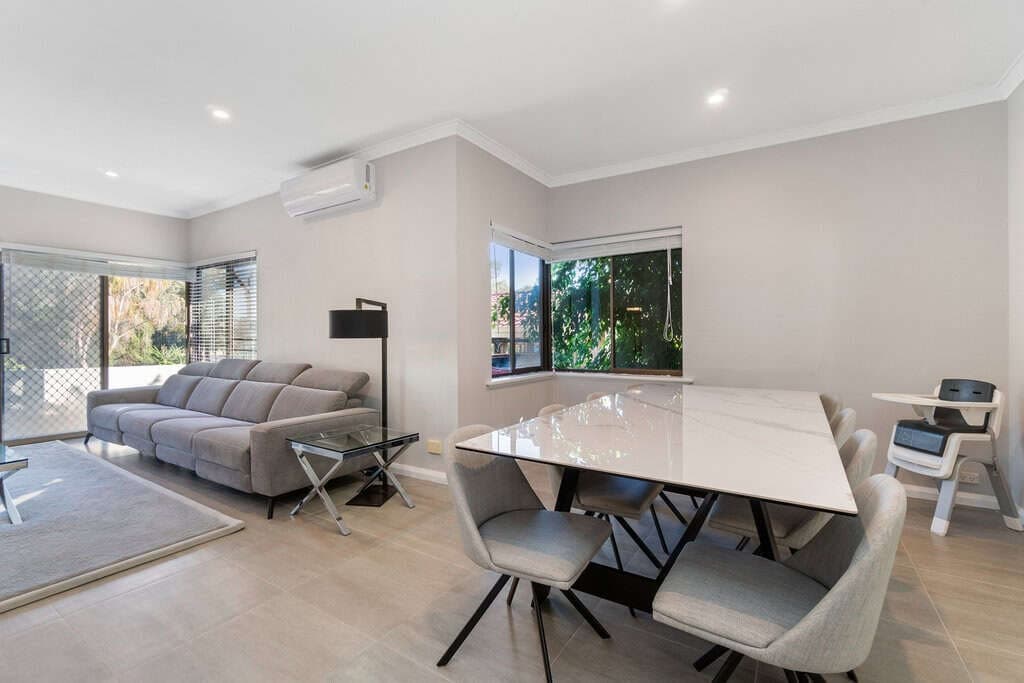 4 Bed x 2 Bath Family Home _SOLD, 4 Bed X 2 Bath Family Home _sold - Thumbnail 8
