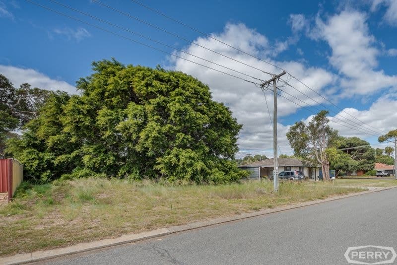 2 Windsor Way, Falcon, Falcon - Image 1