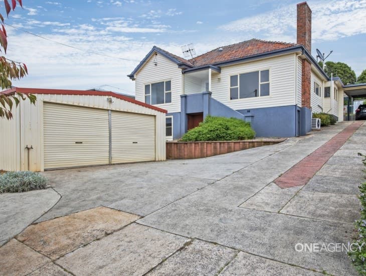 4 Sampson Street, Hillcrest - Thumbnail 2