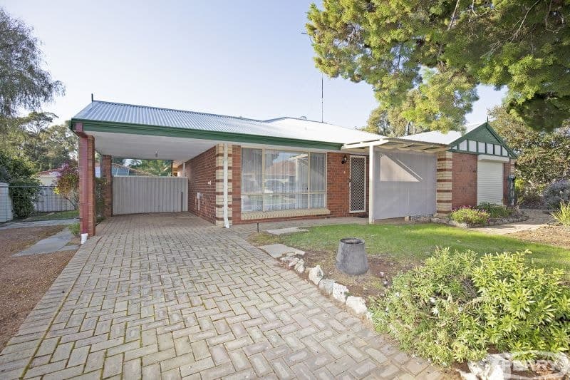 17 Kedron Place, Greenfields, Greenfields - Thumbnail 2