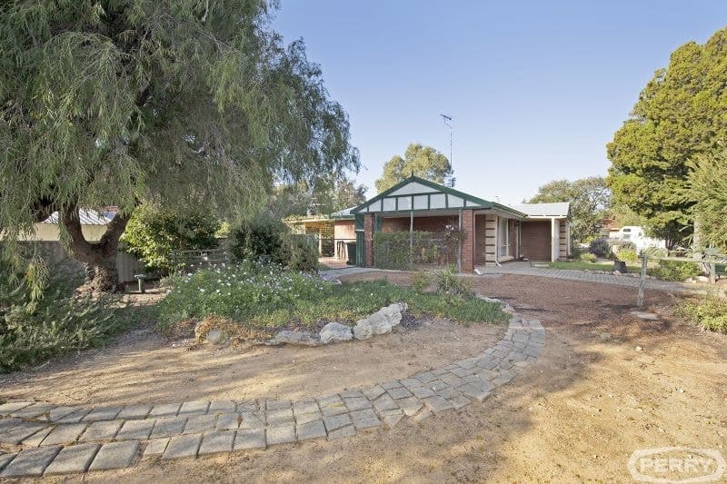17 Kedron Place, Greenfields, Greenfields - Thumbnail 4
