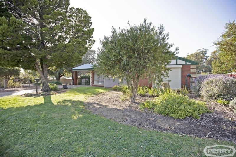 17 Kedron Place, Greenfields, Greenfields - Thumbnail 5