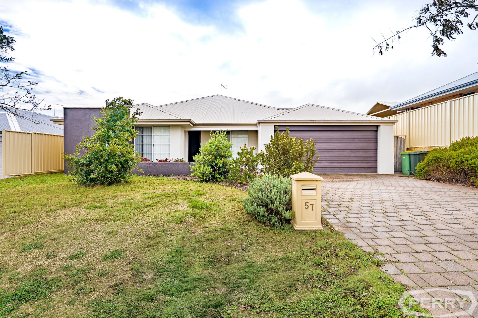 57 Catalina Drive, Lakelands, Lakelands - Thumbnail 2