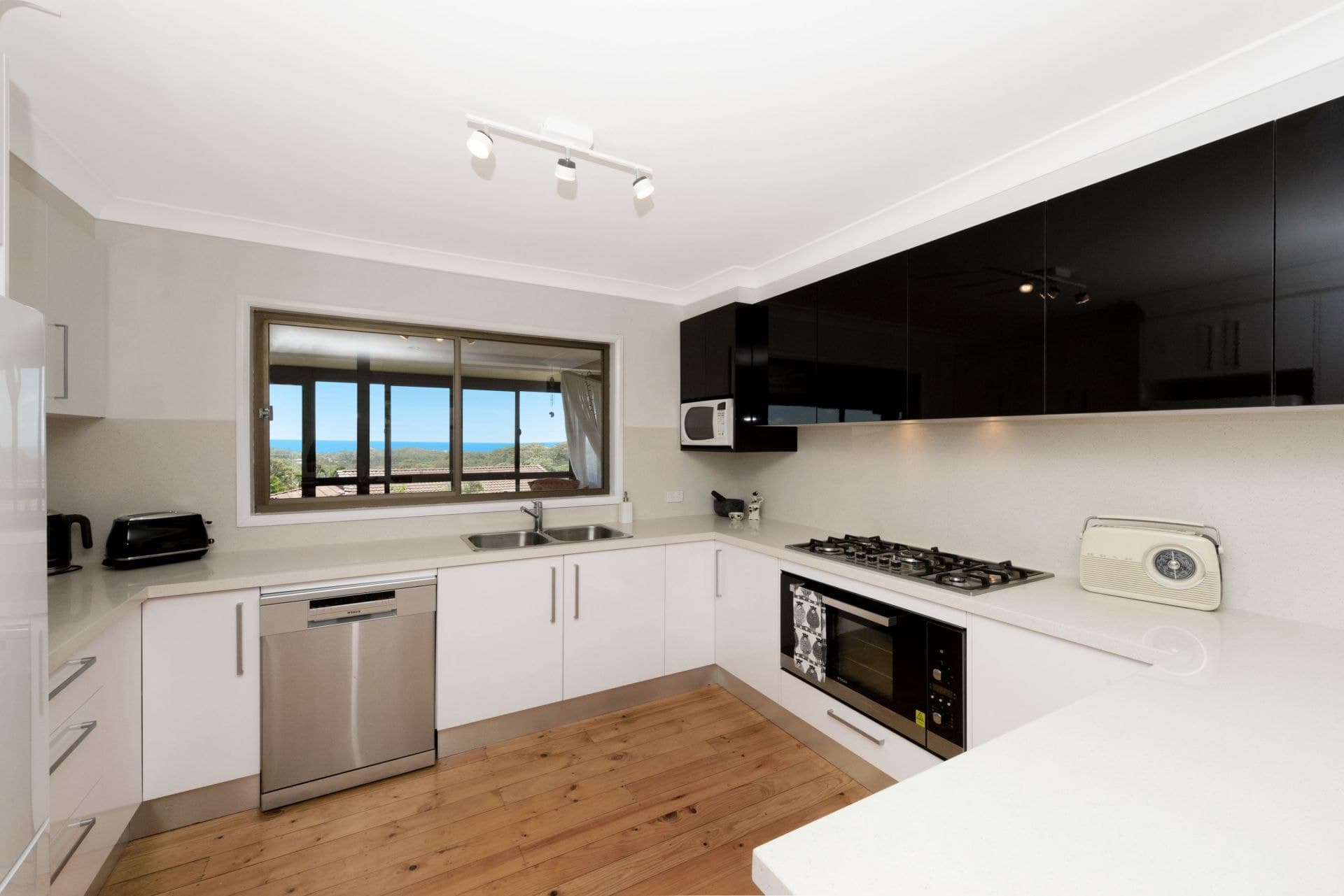 13 Oleander Avenue Port Macquarie NSW, Port Macquarie - Thumbnail 8