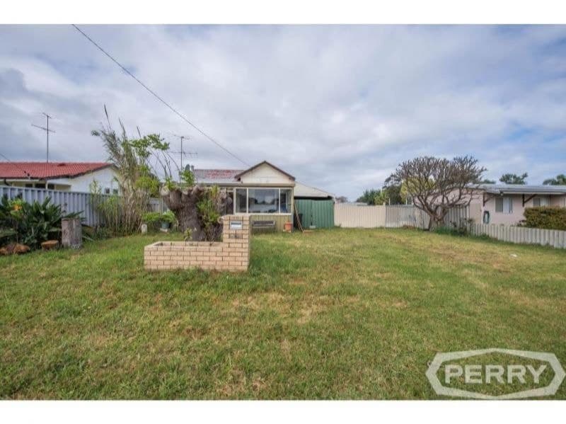 5 Eacott Street, MANDURAH, Mandurah - Thumbnail 2
