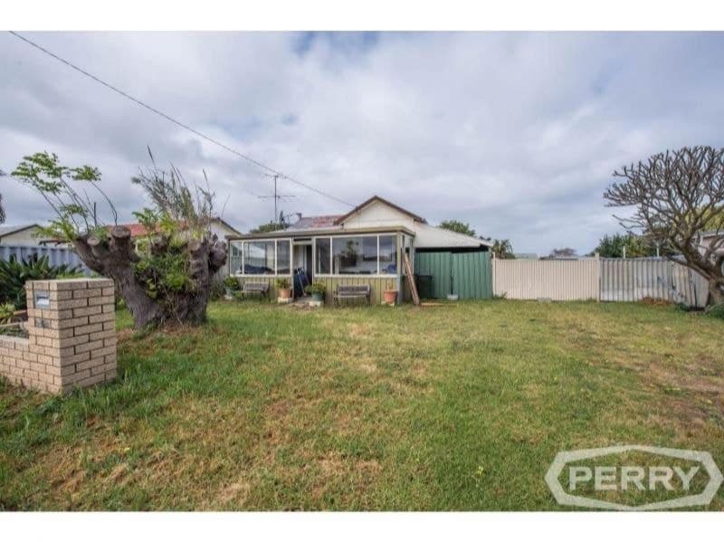 5 Eacott Street, MANDURAH, Mandurah - Thumbnail 4