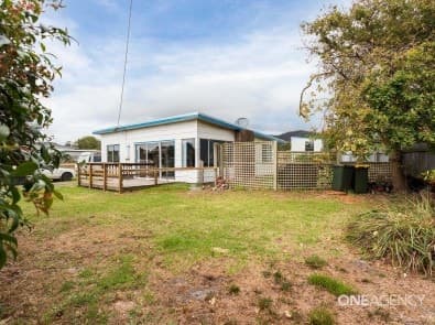 20 Irby Boulevard, SISTERS BEACH, Sisters Beach - Thumbnail 2