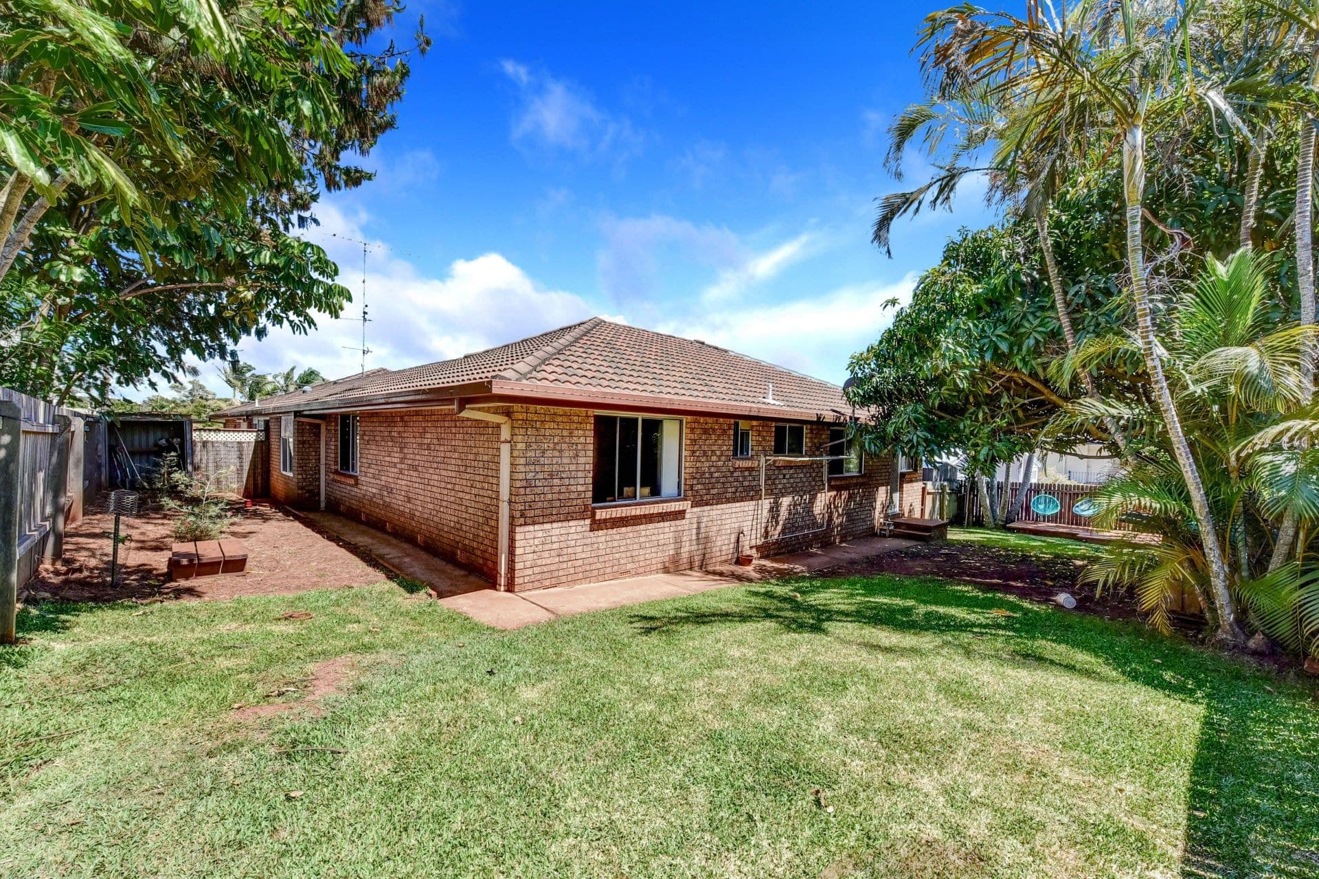 2/100 Lake Road, Port Macquarie, Port Macquarie - Image 1