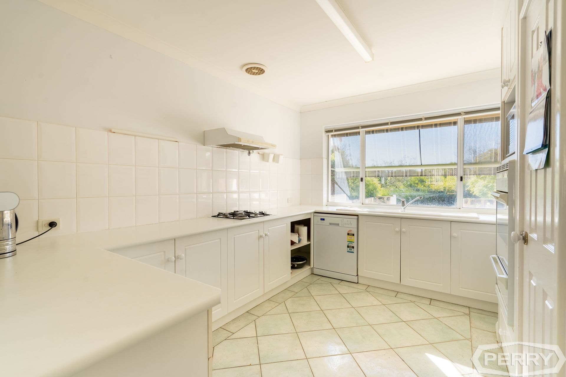 2/2 Clipper Way Halls Head WA, Halls Head - Thumbnail 4