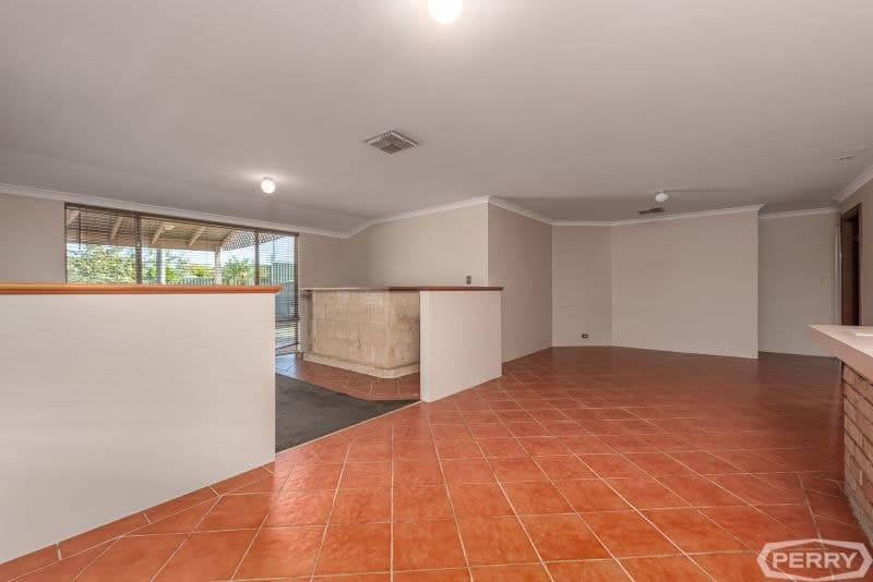 18 Rosebud Place, Halls Head, Halls Head - Thumbnail 7