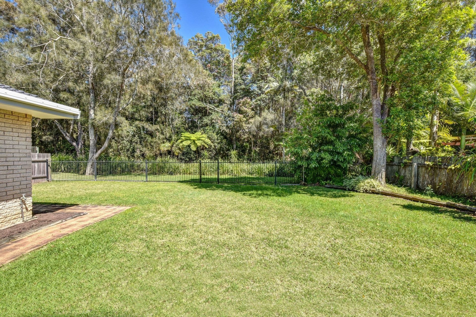 9 Karalee Parade Port Macquarie NSW, Port Macquarie - Image 1