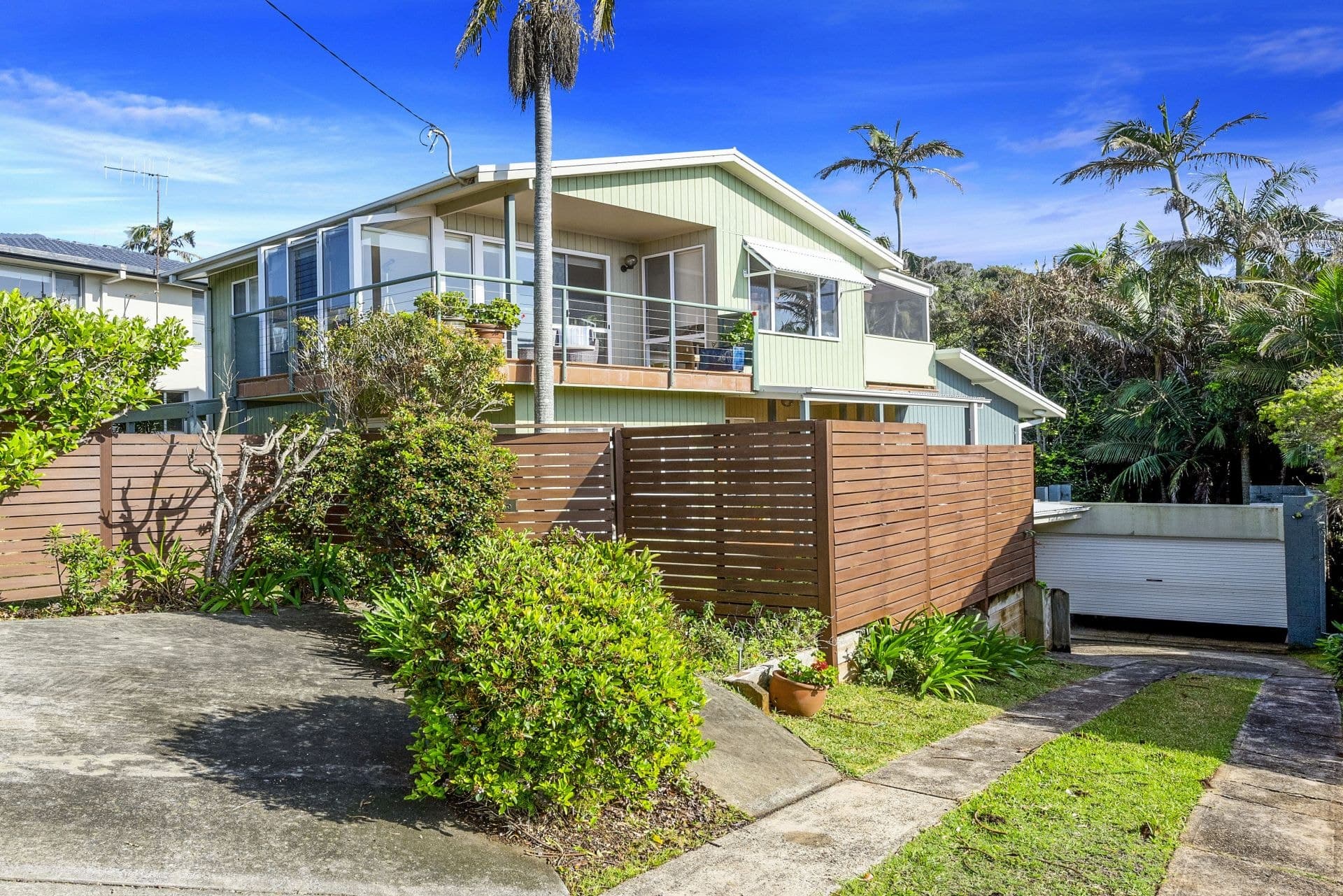 15 Dent Crescent Port Macquarie NSW, Port Macquarie - Image 1