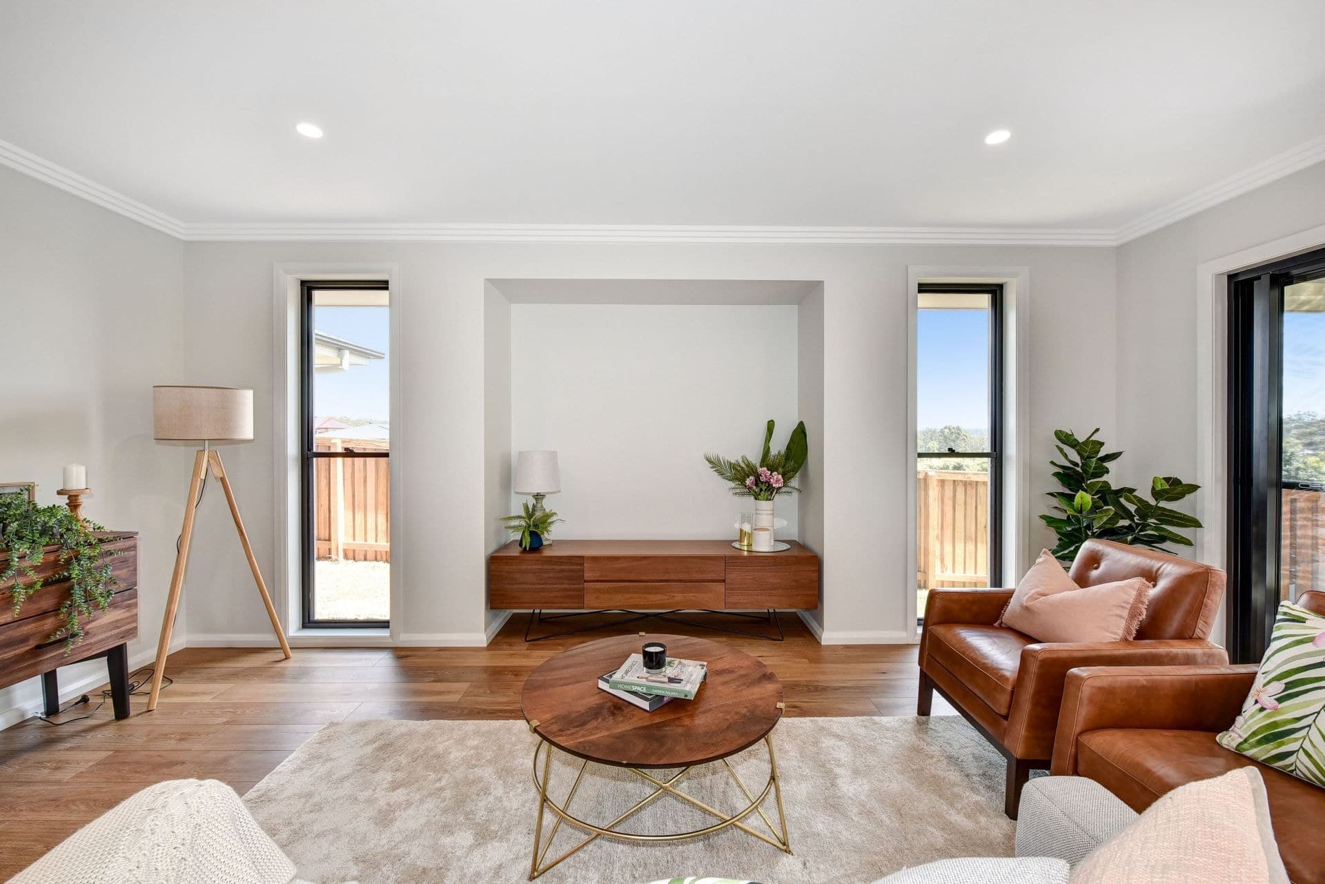 8 Ventura Place, Port Macquarie, Port Macquarie - Thumbnail 2