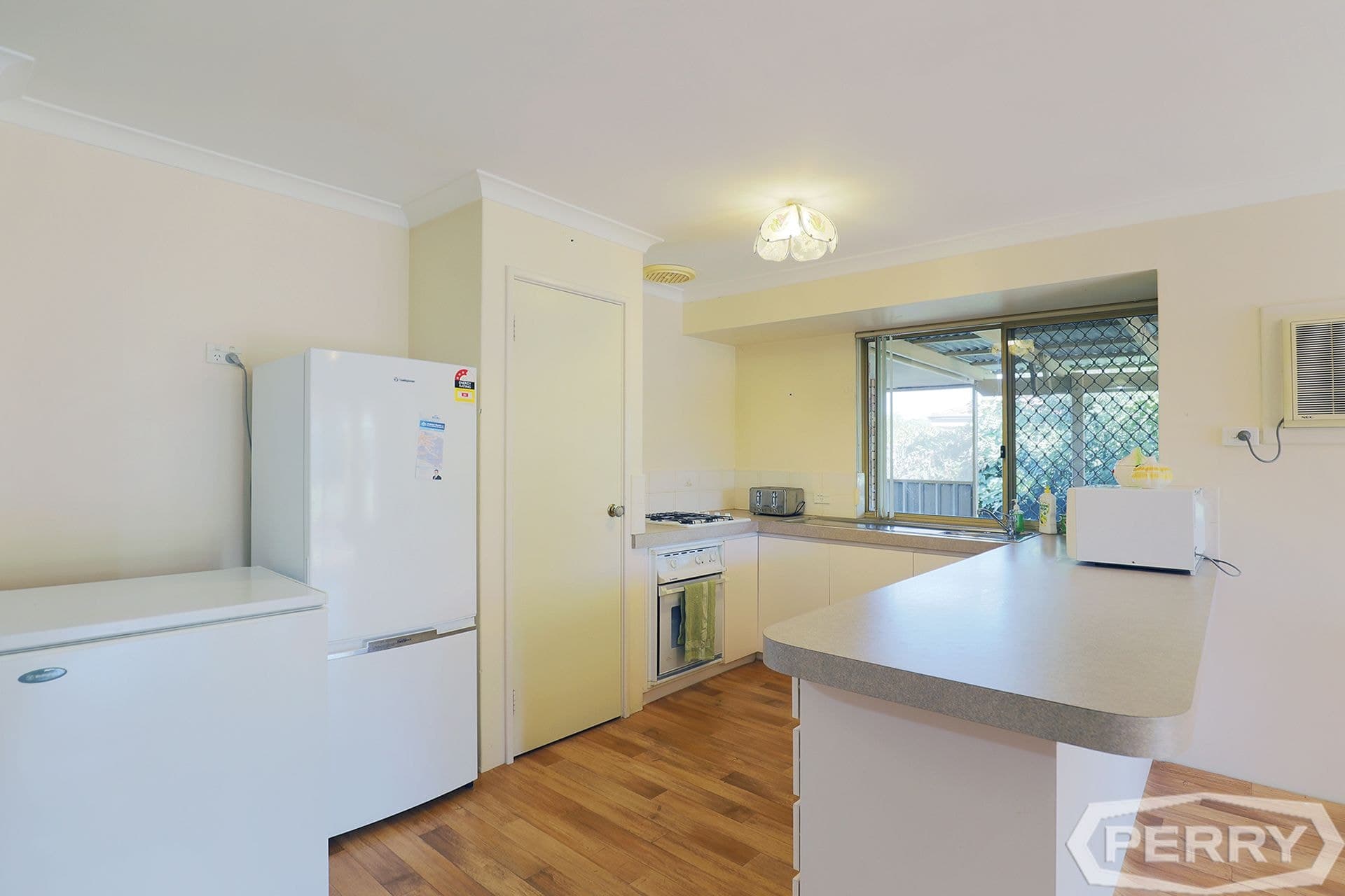 50 Exchequer Avenue, Greenfields, Greenfields - Thumbnail 5