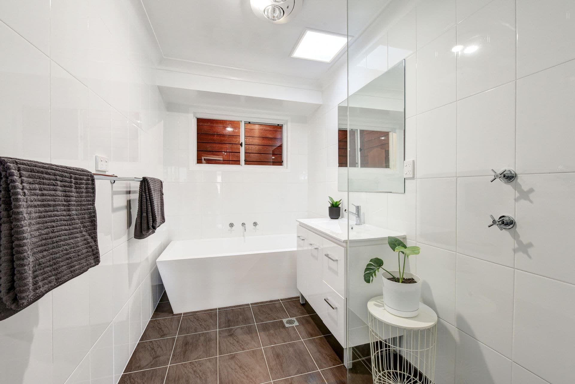 3 Wombat Close Port Macquarie NSW, Port Macquarie - Image 1