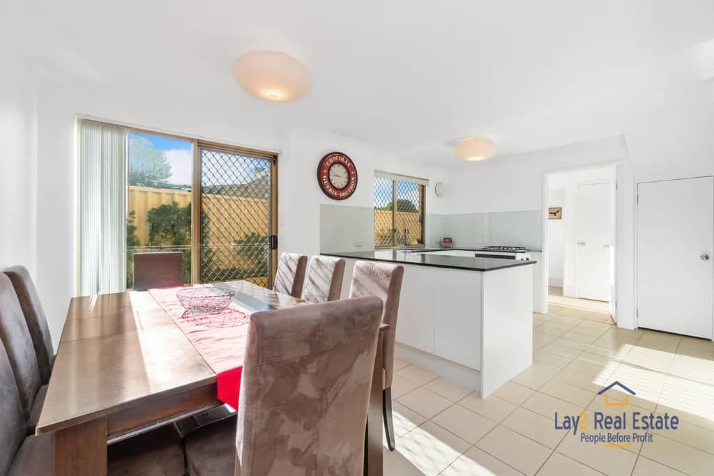 1/6 Mills Avenue Bayswater WA 6053 – SOLD – Light Filled and Spacious Townhouse Opposite Parklands, Bayswater Wa 6053 – Sold – Light Filled And Spacious Townhouse Opposite Parklands - Thumbnail 7