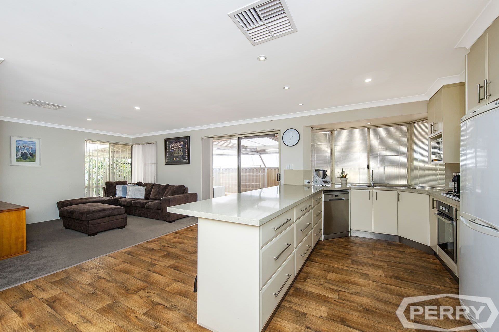 8 Augusta Mews Meadow Springs WA, Meadow Springs - Thumbnail 3