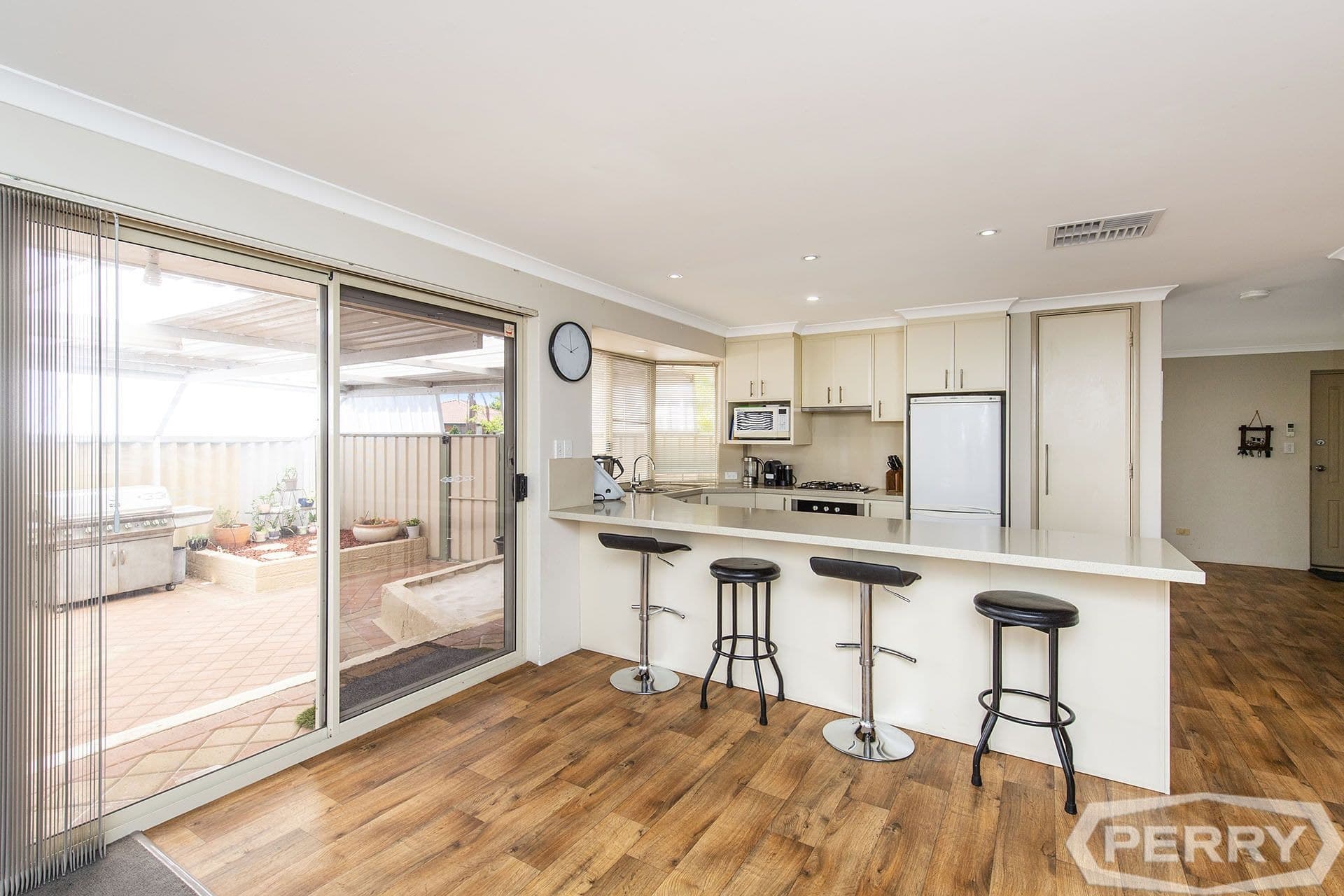 8 Augusta Mews Meadow Springs WA, Meadow Springs - Thumbnail 5