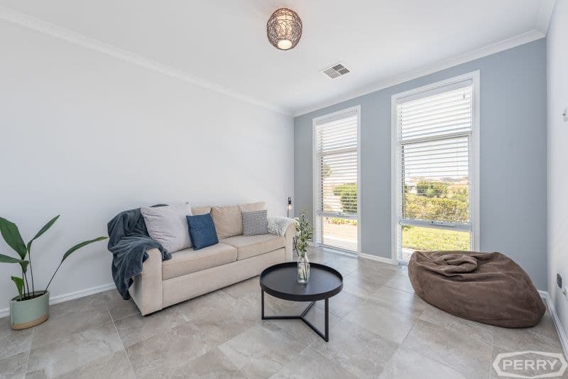 91 Lake Valley Drive, Lakelands, Lakelands - Thumbnail 4