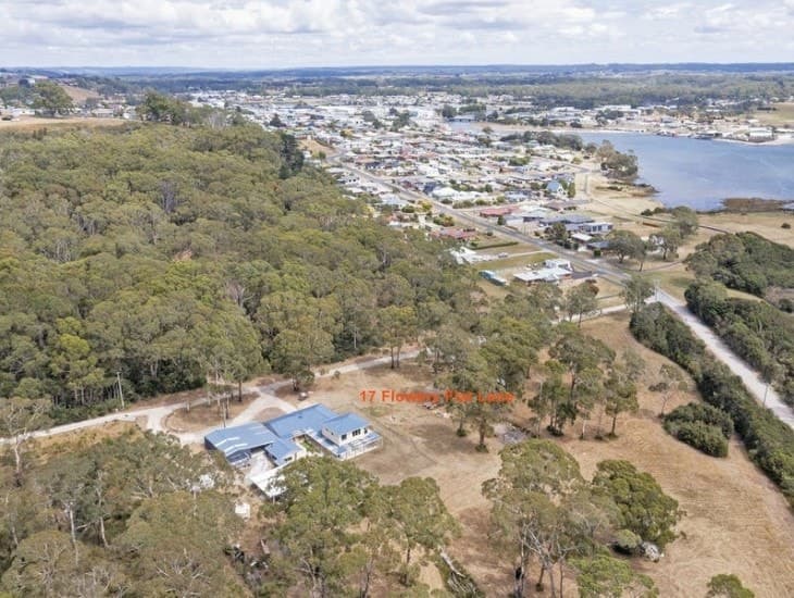 17 Flowery Flat Lane, SMITHTON, Smithton - Image 1