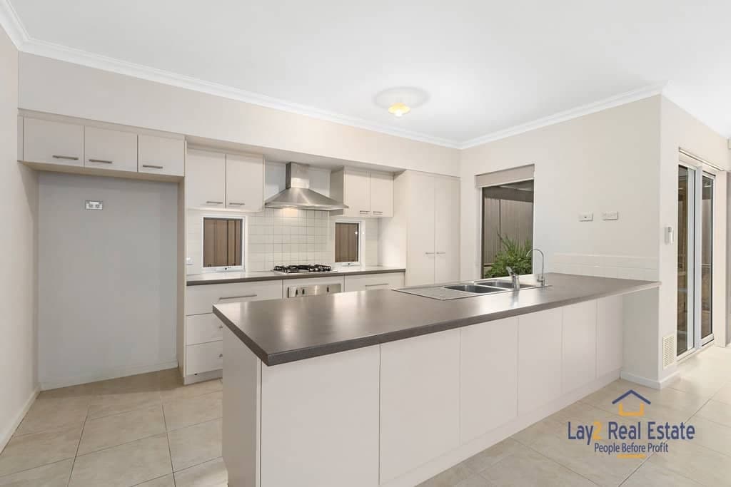 5 Jacqueline Street, Bayswater WA 6053 3 Bed 2 Bath Bigger Than Most!, Bayswater - Thumbnail 3