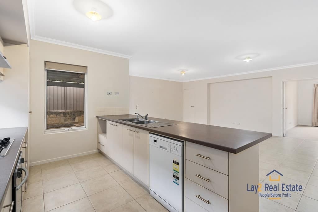 5 Jacqueline Street, Bayswater WA 6053 3 Bed 2 Bath Bigger Than Most!, Bayswater - Thumbnail 4