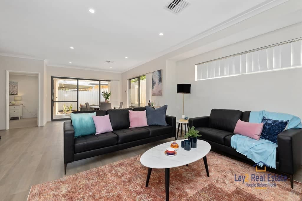 266C Main Street Osborne Park WA 6017 SOLD! – Magazine Style 3 Bed 2 Bath Rear Home, Wa 6017 Sold! – Magazine Style 3 Bed 2 Bath Rear Home - Thumbnail 2
