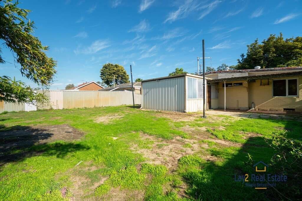 22 Irwin Road Embleton WA 6062. Original 3 Bedroom 60’s Home on 728sqm block., Embleton Wa 6062. Original 3 Bedroom 60’S Home On 728sqm Block. - Thumbnail 3