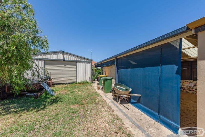 11 Keppel Mews, Halls Head, Halls Head - Image 1