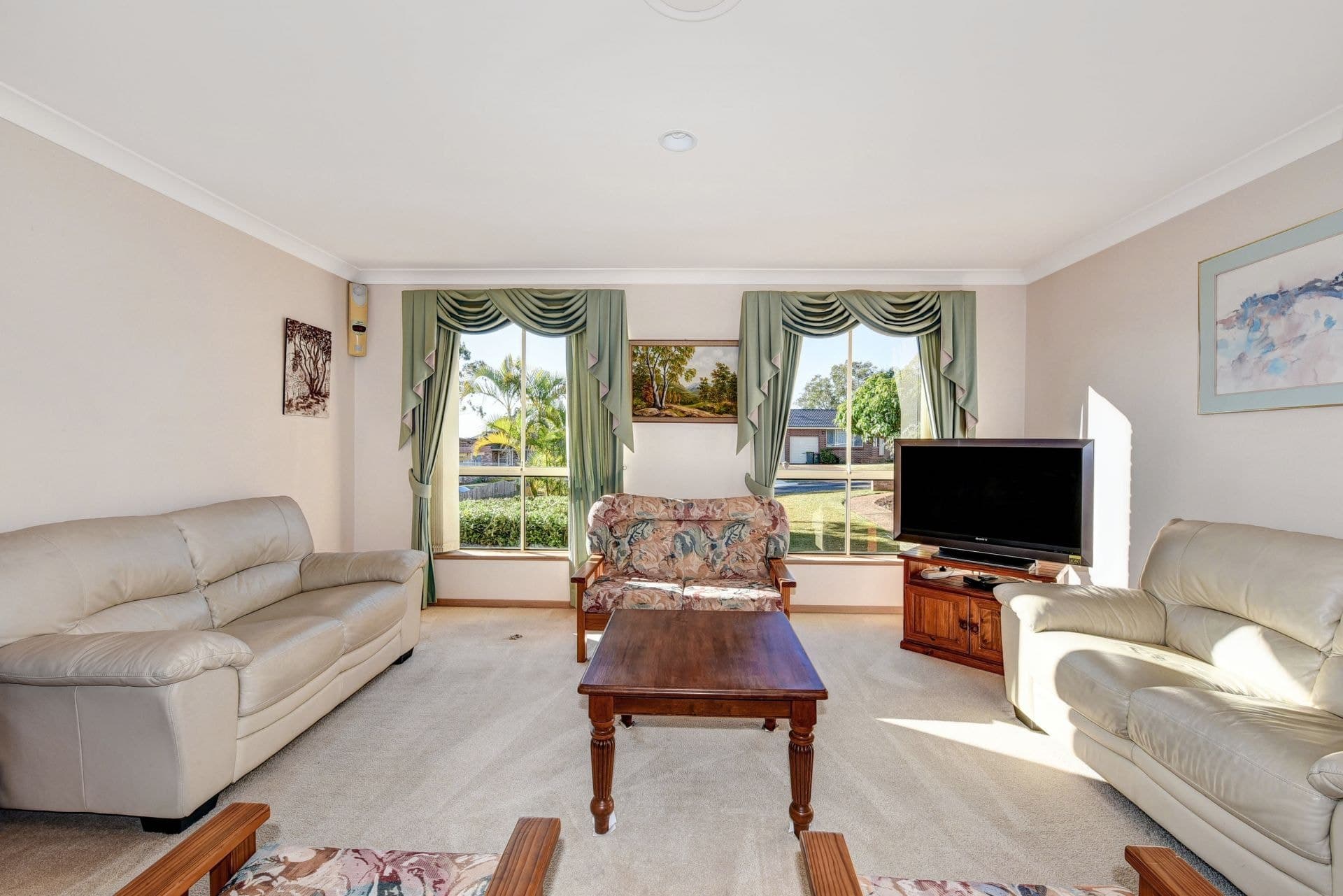 19 Clearwater Crescent Port Macquarie NSW, Port Macquarie - Thumbnail 4