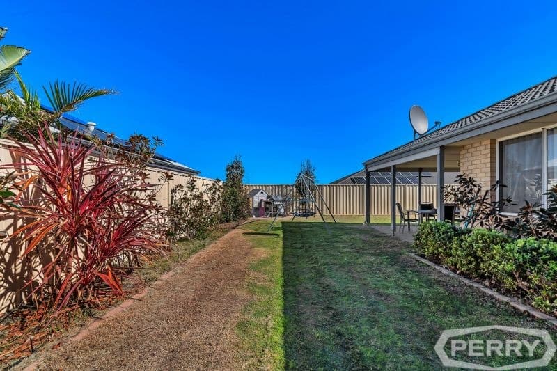 10 Hopetoun Bend, Dawesville, Dawesville - Image 1