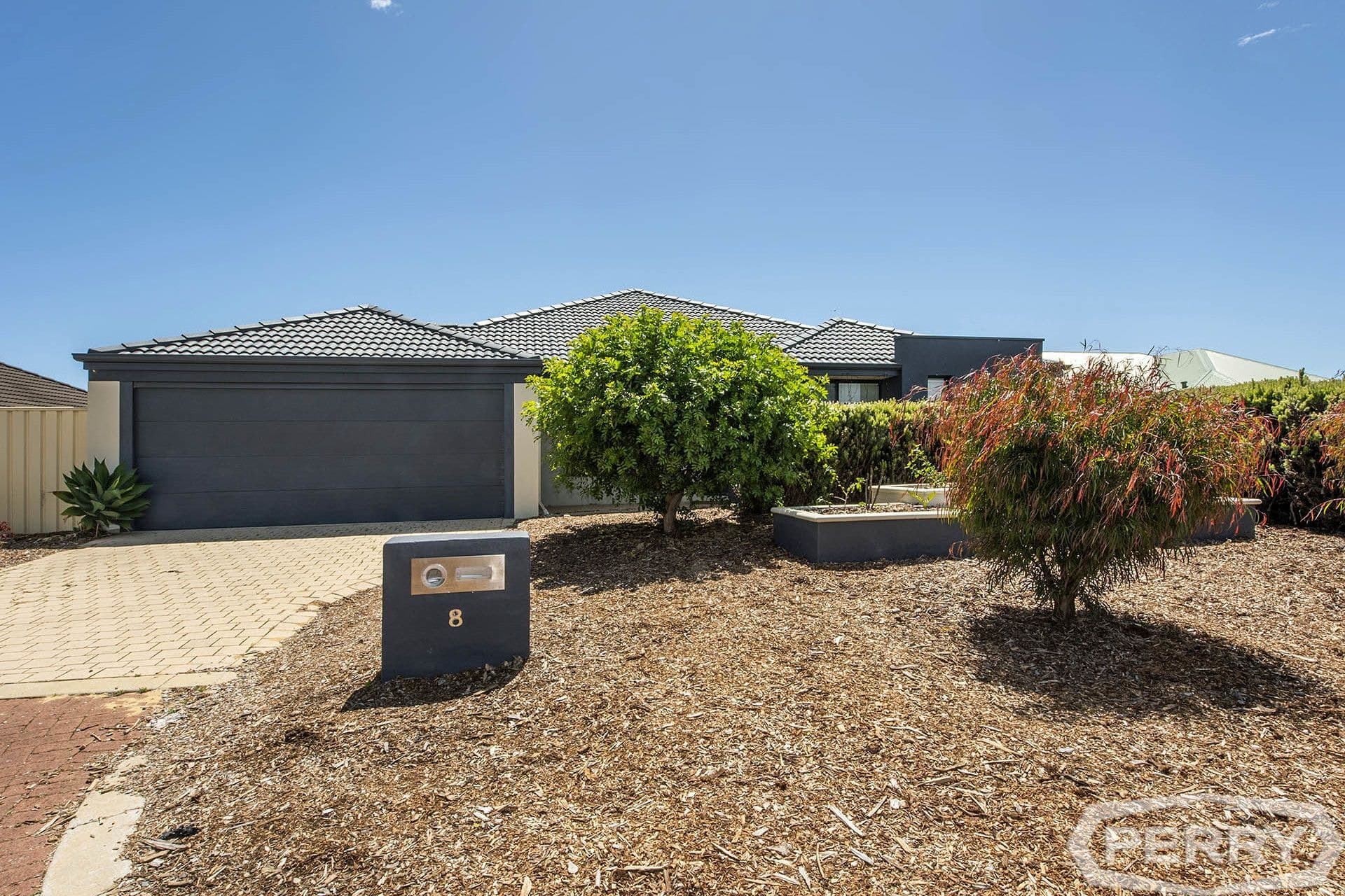 8 Dyer Lane, Lakelands, Lakelands - Thumbnail 2