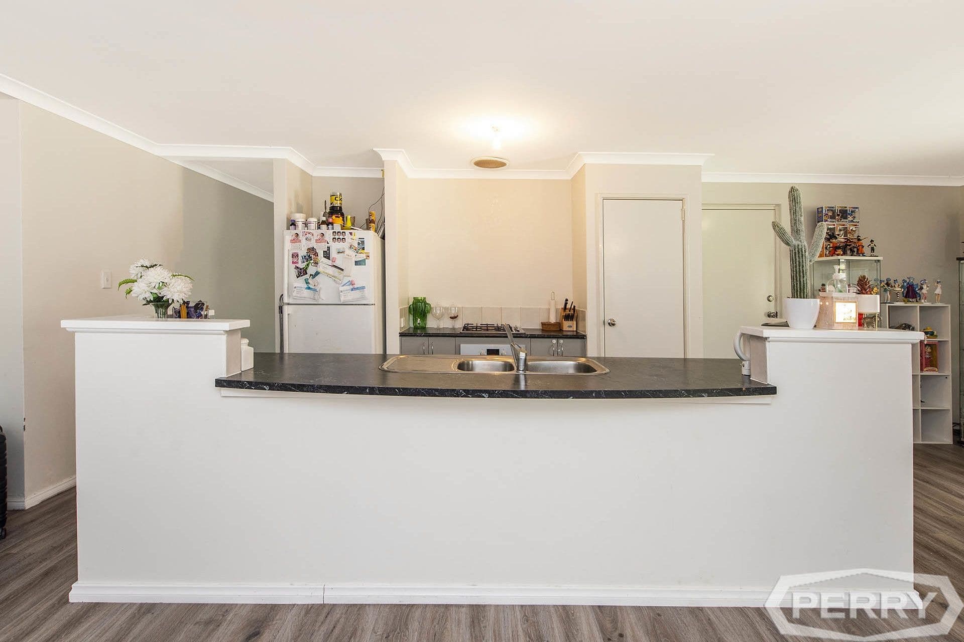 8 Dyer Lane, Lakelands, Lakelands - Thumbnail 5