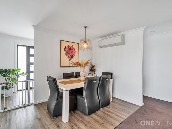 8 Oasis Drive, Shorewell Park - Thumbnail 5