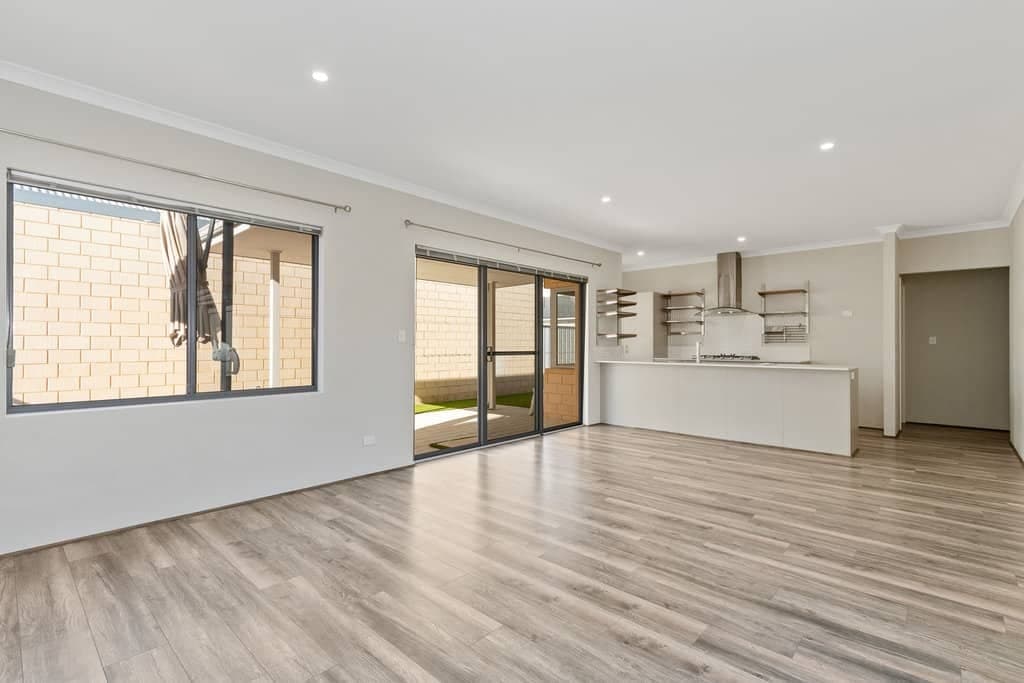 11C Wright Crescent Bayswater 6053. Light Filled Modern Home, Bayswater 6053. Light Filled Modern Home - Thumbnail 3