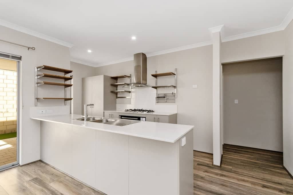 11C Wright Crescent Bayswater 6053. Light Filled Modern Home, Bayswater 6053. Light Filled Modern Home - Thumbnail 4