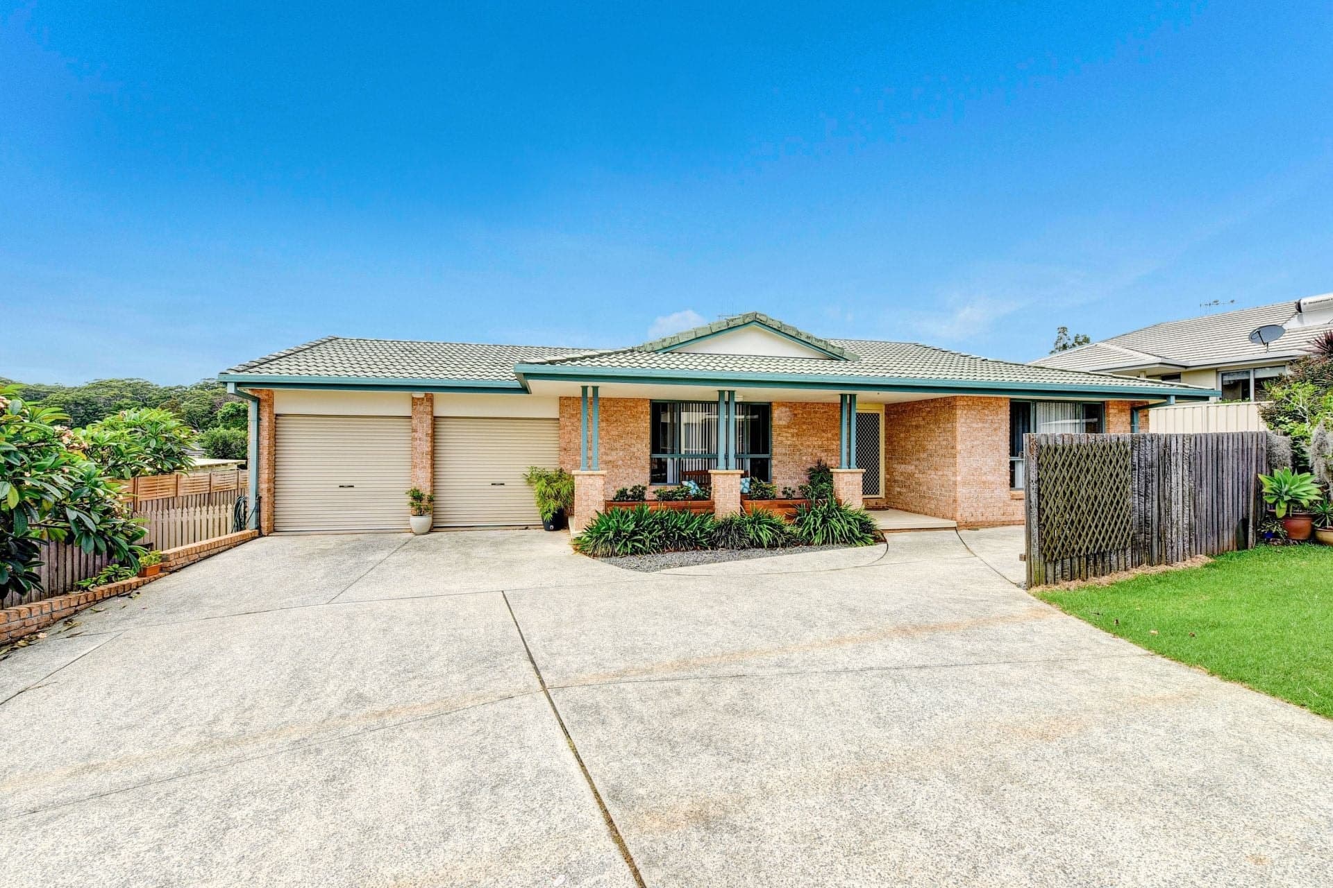 8 Squires Terrace Port Macquarie NSW, Port Macquarie - Thumbnail 2