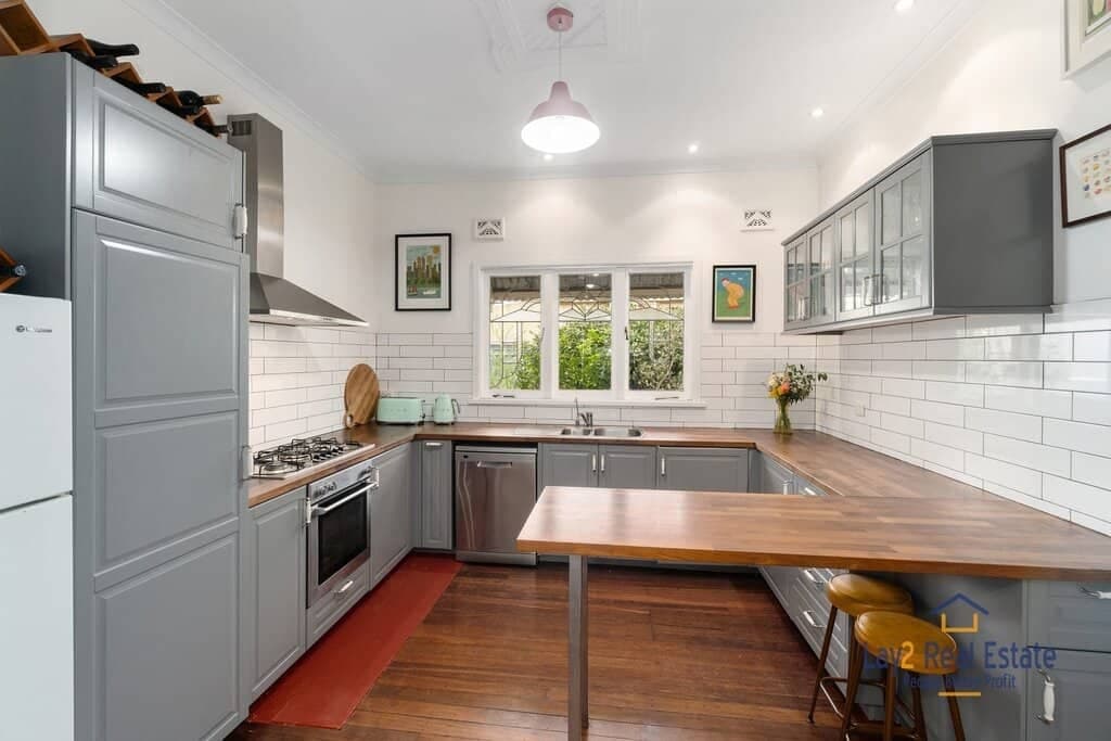64 The Strand Bayswater WA 6053 Spacious, Light and Bright Gem on 425sqm, Light And Bright Gem On - Thumbnail 8