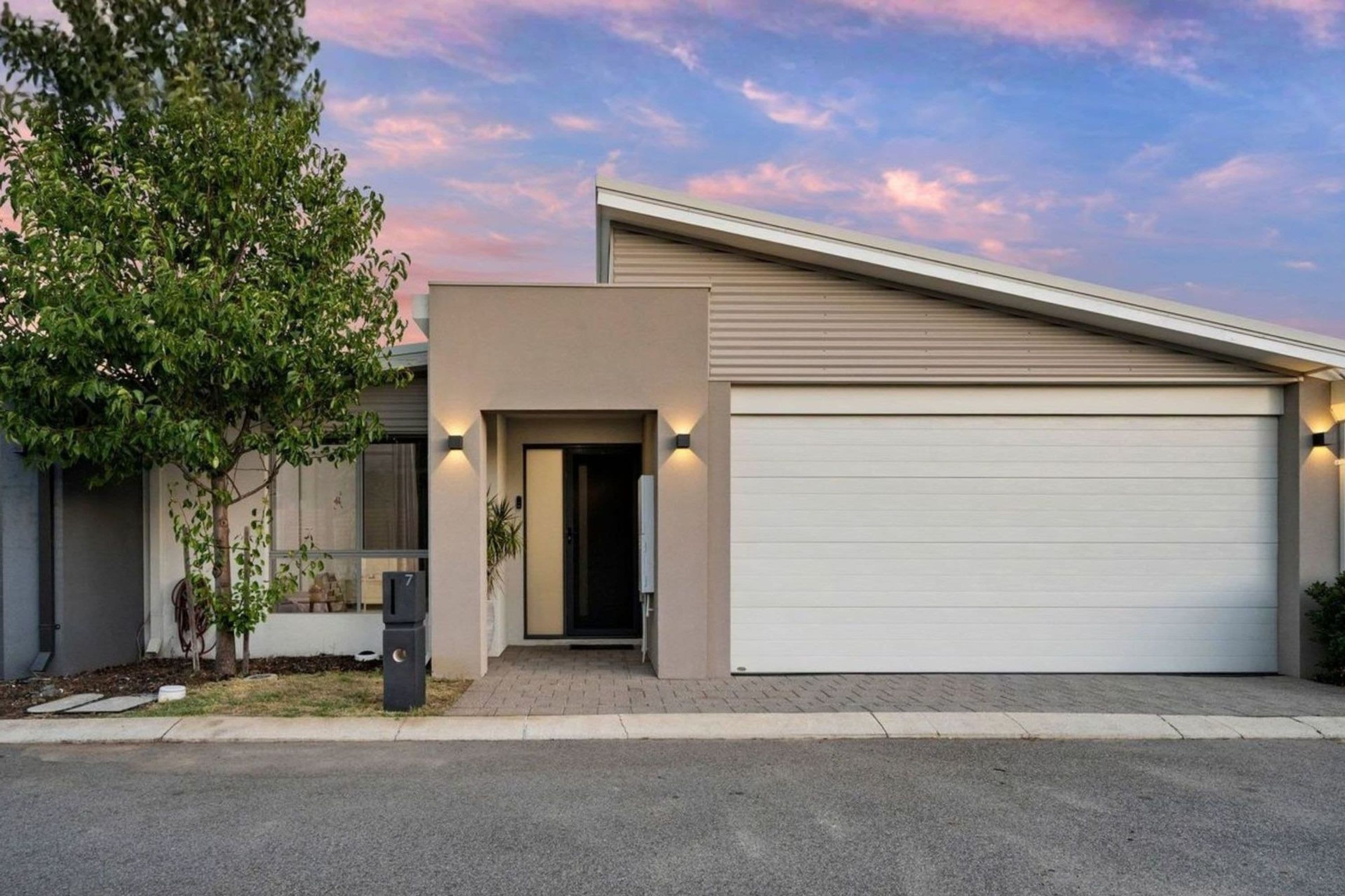 7 Brass Close, Canning Vale, Canning Vale - Image 1