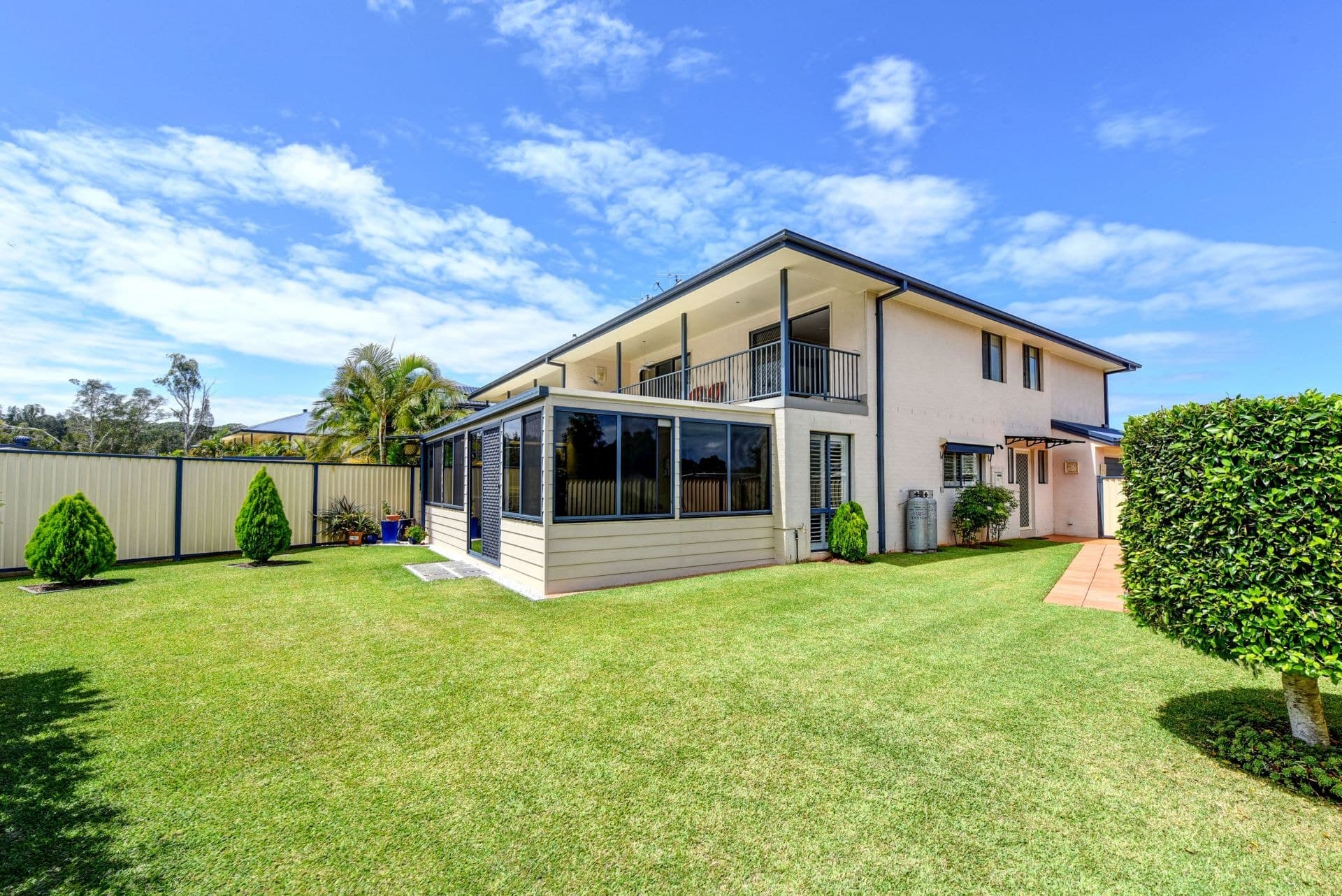 16 Castle Court Port Macquarie NSW, Port Macquarie - Image 1