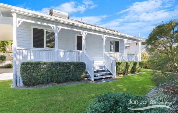 15A Annie Street, Woody Point - Image 1