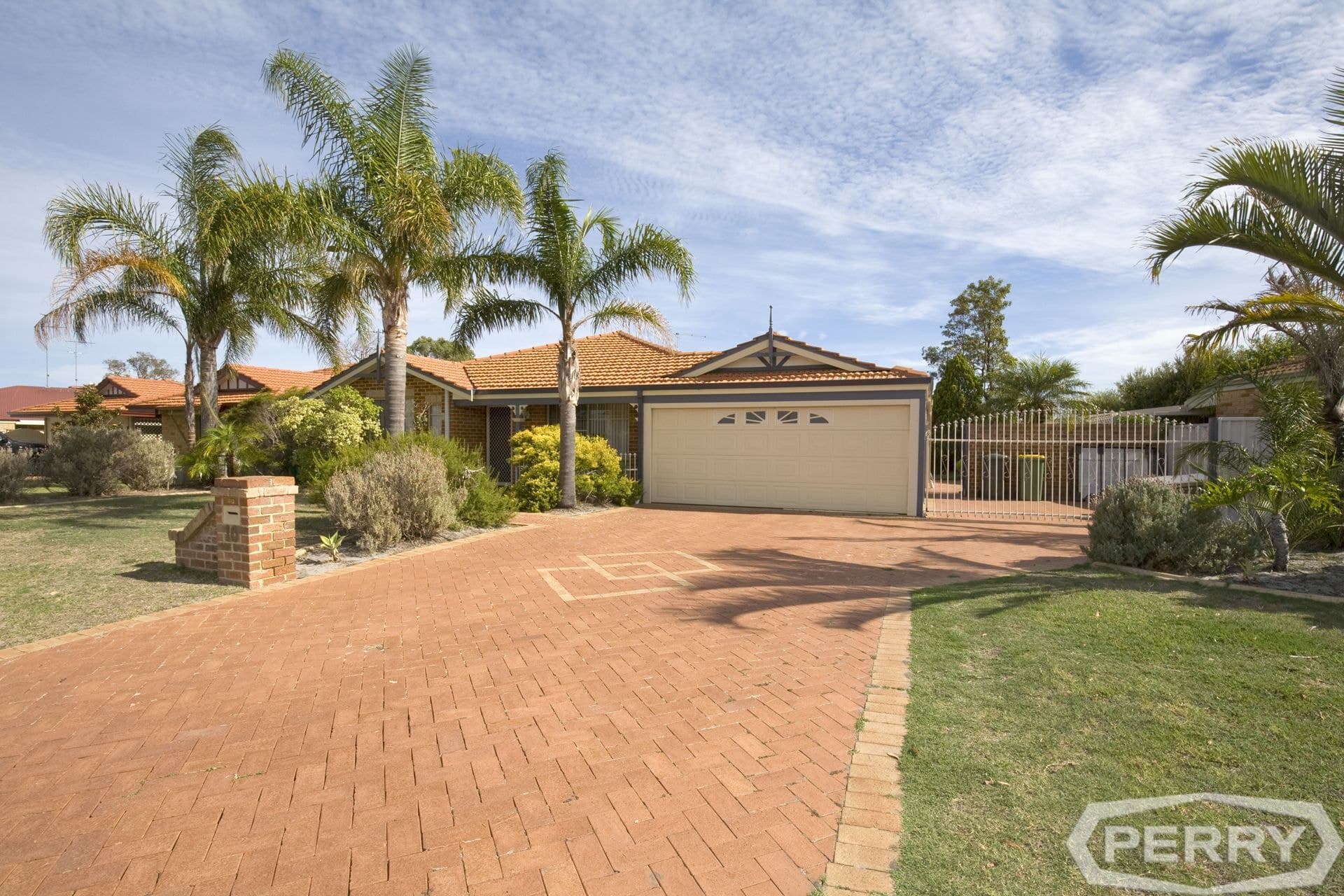 10 Rousham Crescent Erskine WA, Erskine - Thumbnail 3
