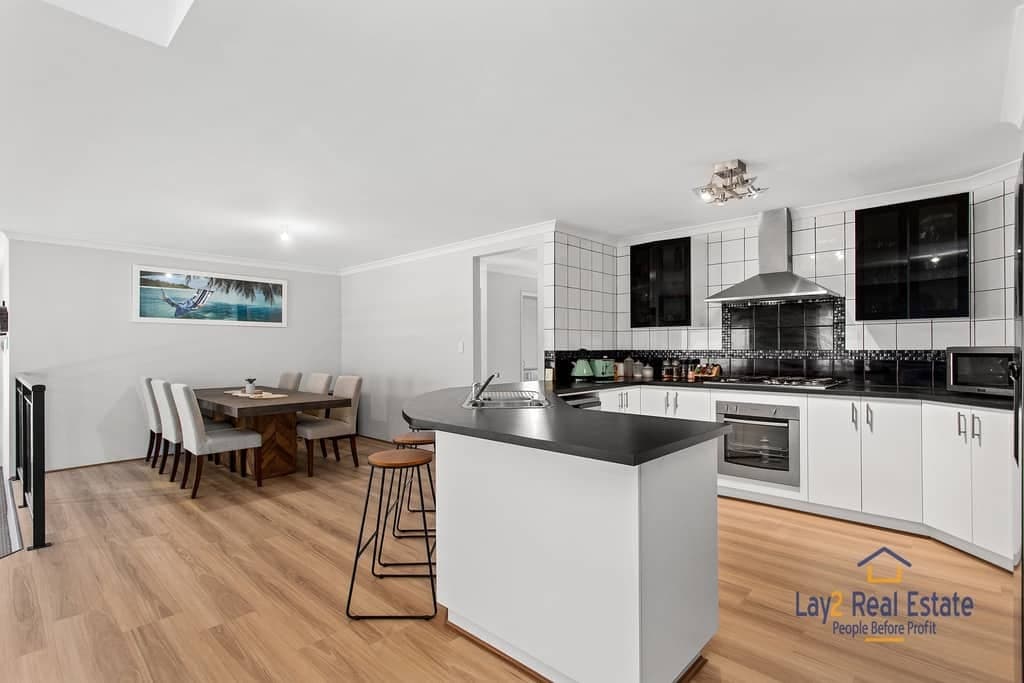 57 Tranquility Crescent, Aveley WA 6069 Family Sized Beauty with Multiple Living Areas!, Aveley - Thumbnail 2